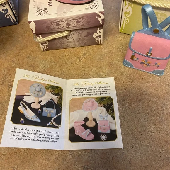 Miniature Hat, Purse, and Shoe “Felicity” with original Boxes - Picture 13 of 14
